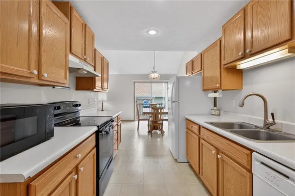 $163,900 | 610 West Ashland Street, Nevada, MO 64772