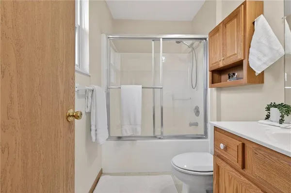 $163,900 | 610 West Ashland Street, Nevada, MO 64772