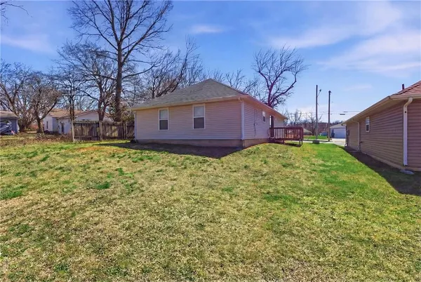 $163,900 | 610 West Ashland Street, Nevada, MO 64772