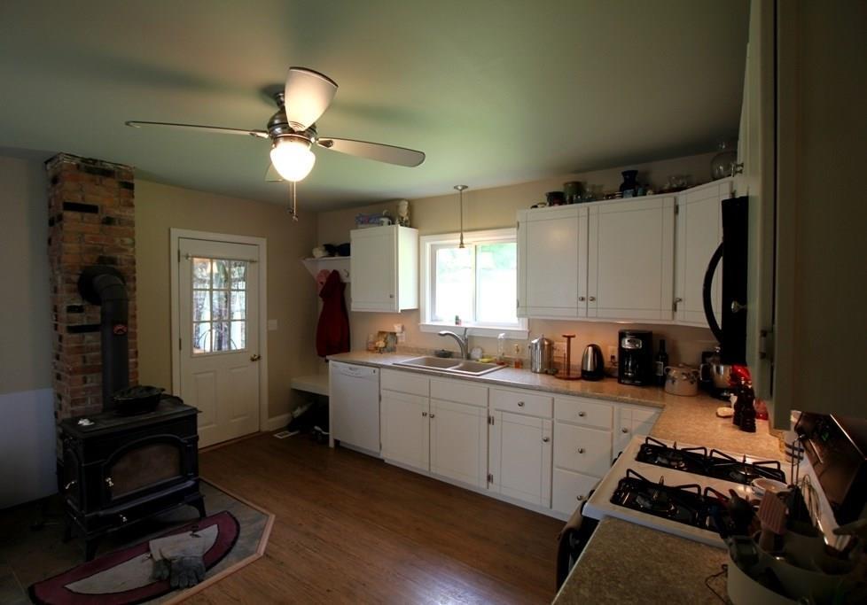 164 Capen Road Gardiner, ME 04345 - Photo 4 of 23 Photo