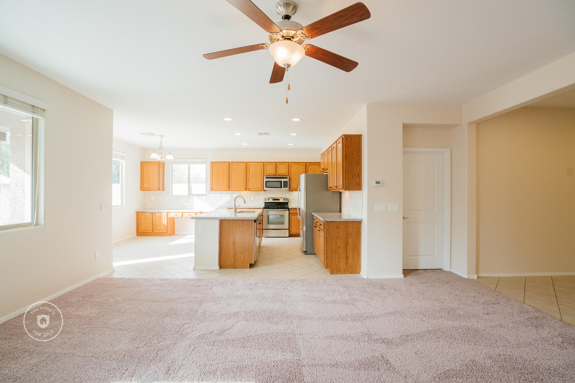 16125 West Almeria Road Goodyear, AZ 85395 - Photo 3 of 20 photo_03