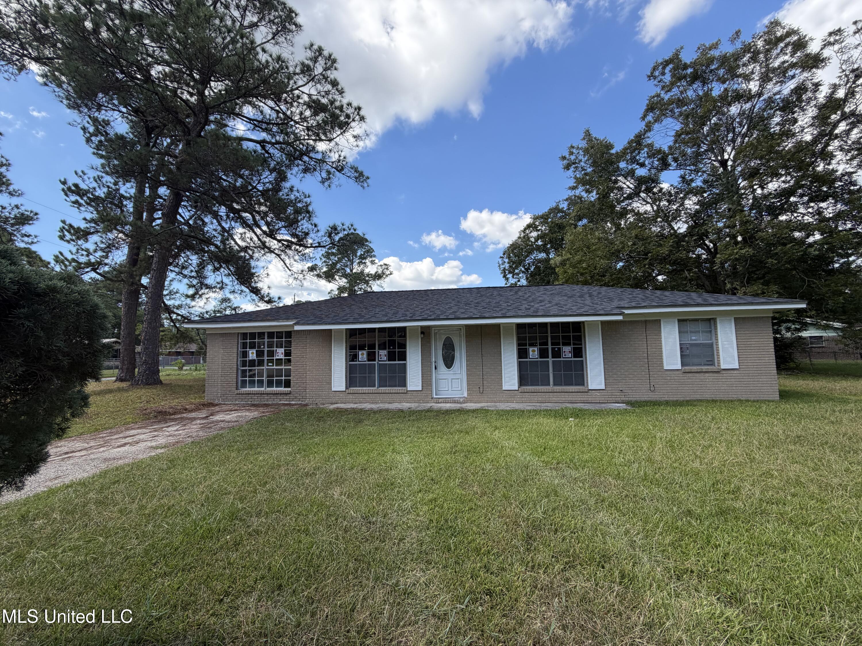 4337 Terrace Drive Moss Point, MS 39563 - Photo 1 of 18 IMG_3578