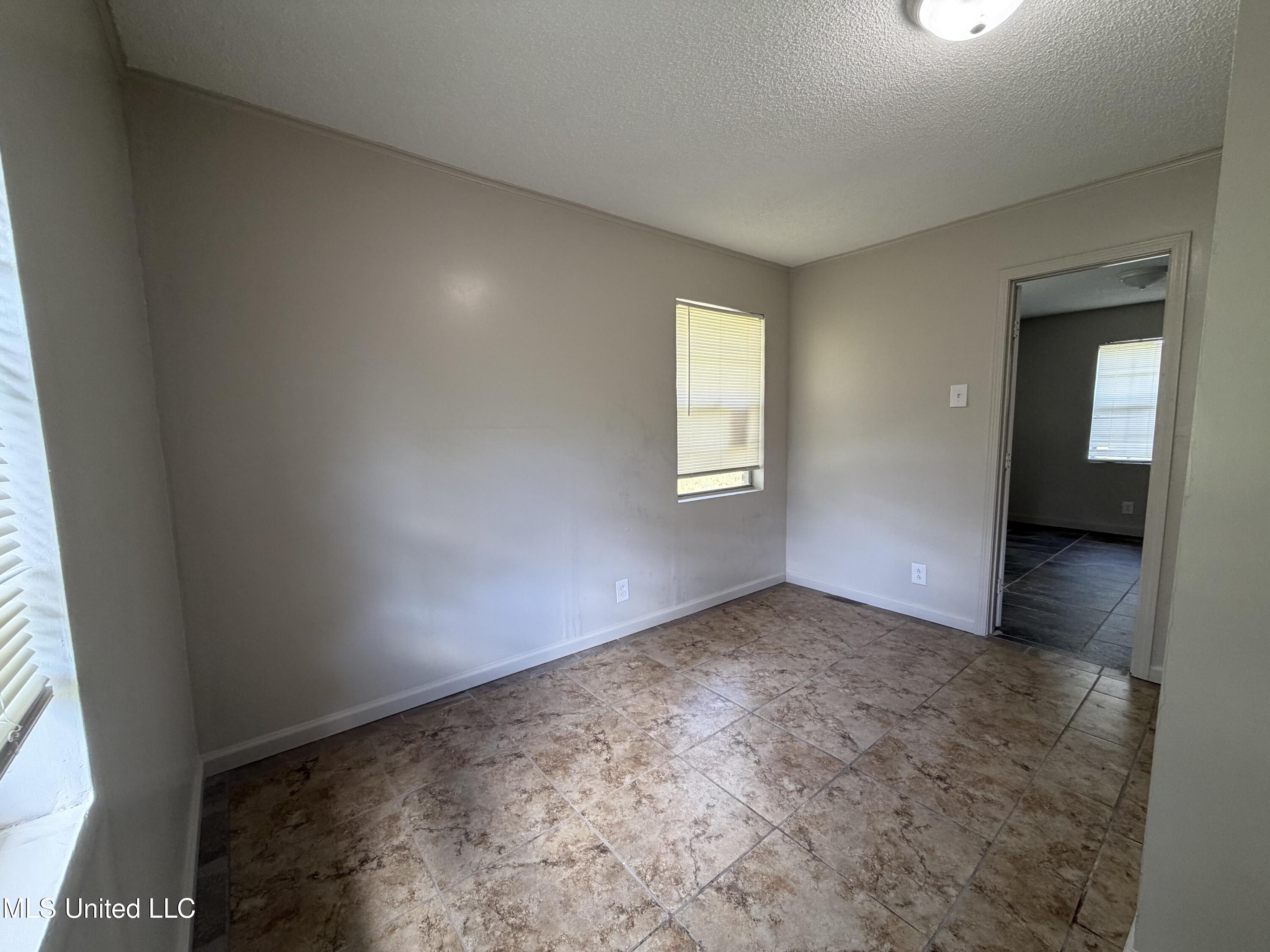 4337 Terrace Drive Moss Point, MS 39563 - Photo 13 of 18 IMG_3599