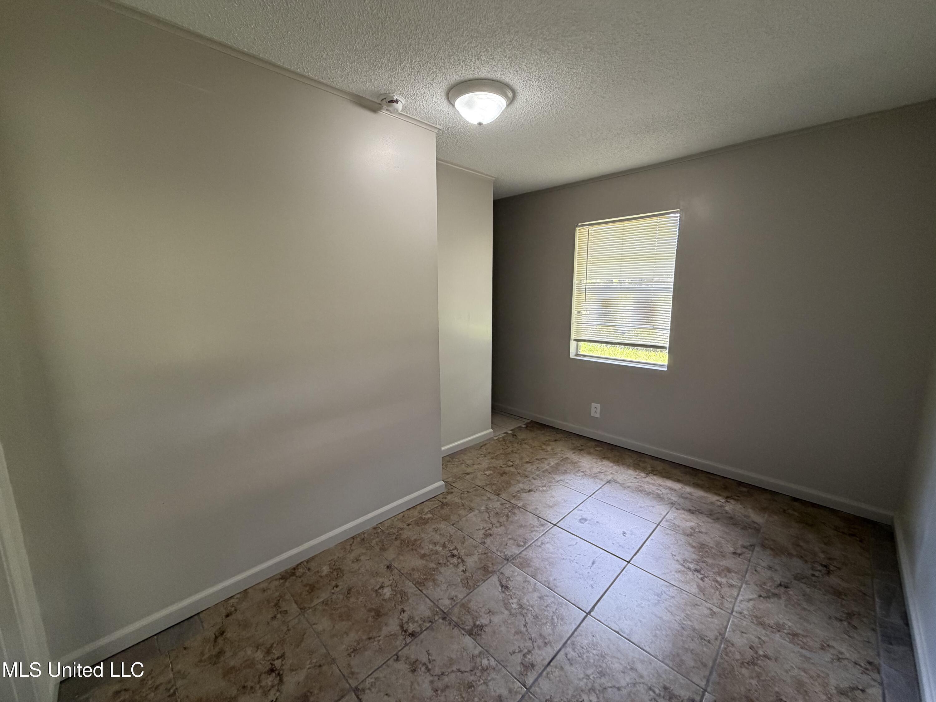 4337 Terrace Drive Moss Point, MS 39563 - Photo 14 of 18 IMG_3596