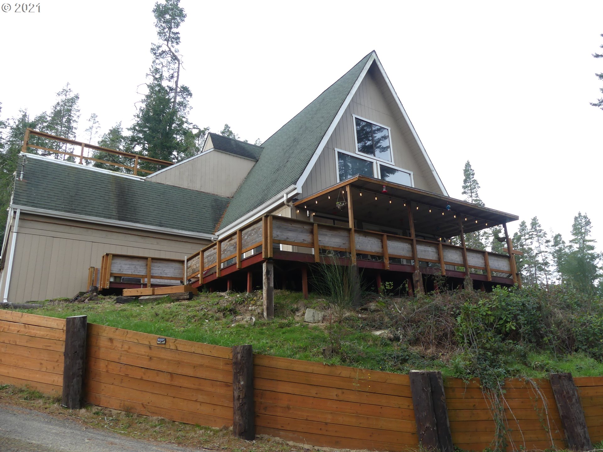 5918 Mercer Lake Road Florence, OR 97439 - Photo 1 of 32 Gallery Image 1