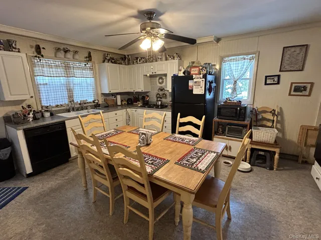 $510,000 | 220 Larch Lane, Smithtown, NY 11787