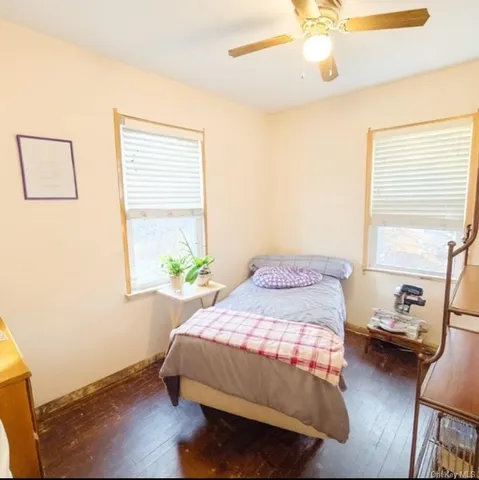 $510,000 | 220 Larch Lane, Smithtown, NY 11787