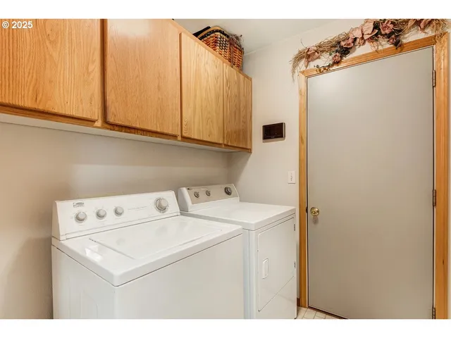 $630,000 | 2985 Northeast Alpen Glow Place, Bend, OR 97701