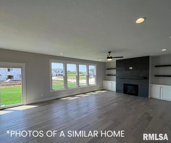 $850,000 | 6414 Pelican Street, Bettendorf, IA 52722