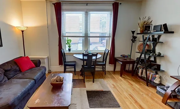 $3,200 | 48 Dwight Street, Unit 2, Brookline, MA 02446