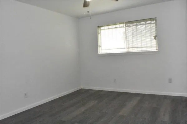$2,100 | 10427 Huntington Wood Drive, Houston, TX 77099