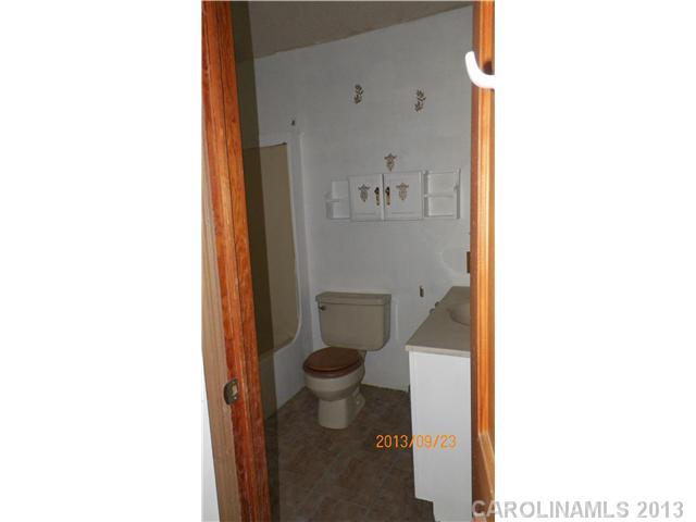 1651 Carnes Wilson Road Lancaster, SC 29720 - Photo 5 of 12