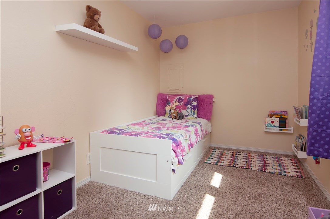 8615 Terrace Road Southwest Lakewood, WA 98498 - Photo 14 of 20 Gallery Image 14