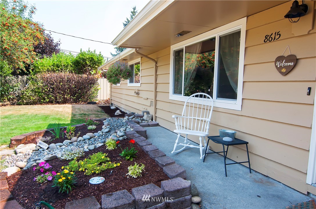 8615 Terrace Road Southwest Lakewood, WA 98498 - Photo 3 of 20 Gallery Image 3