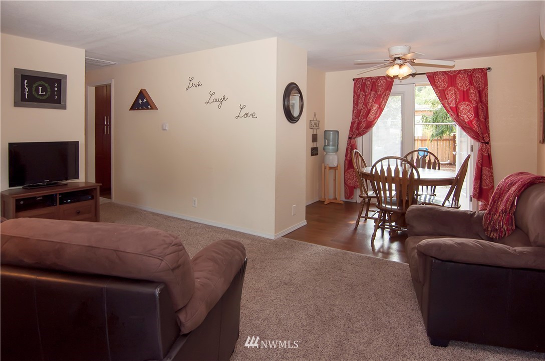 8615 Terrace Road Southwest Lakewood, WA 98498 - Photo 4 of 20 Gallery Image 4