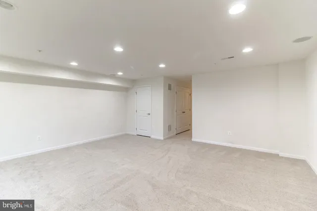 an empty room with a empty space