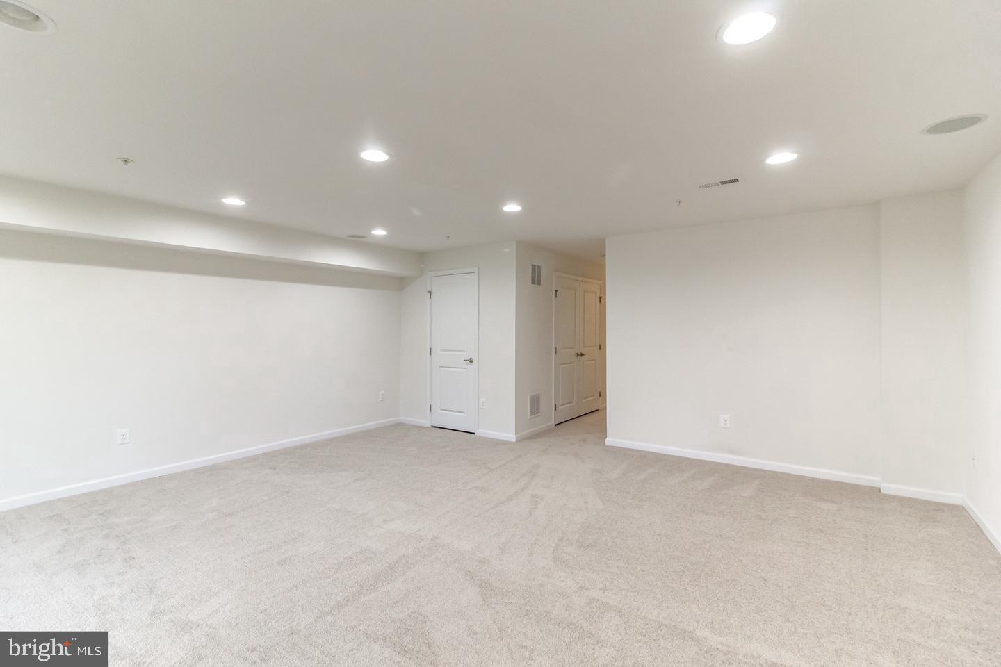 2784 Fredericksburg Road Hanover, MD 21076 - Photo 5 of 39 an empty room with a empty space