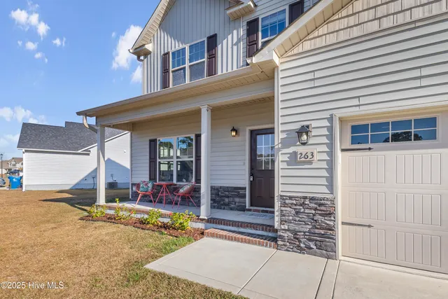 $359,000 | 263 Marsh Haven Drive, Sneads Ferry, NC 28460
