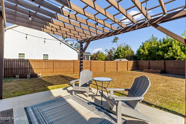 $359,000 | 263 Marsh Haven Drive, Sneads Ferry, NC 28460