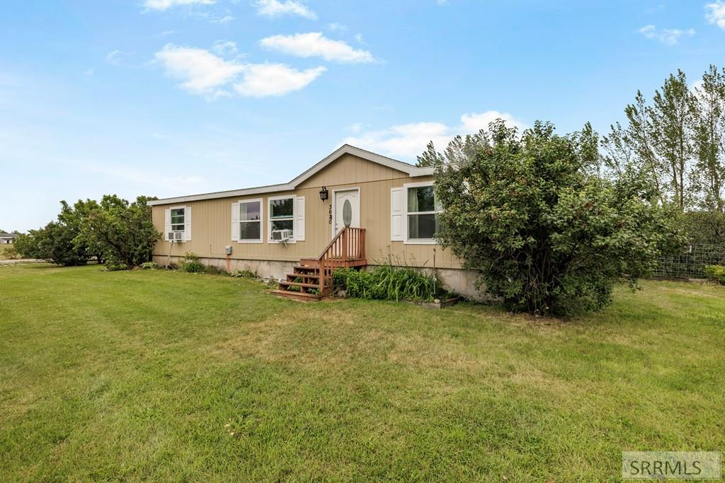 3670 68 North Rigby, ID 83442 - Photo 3 of 33