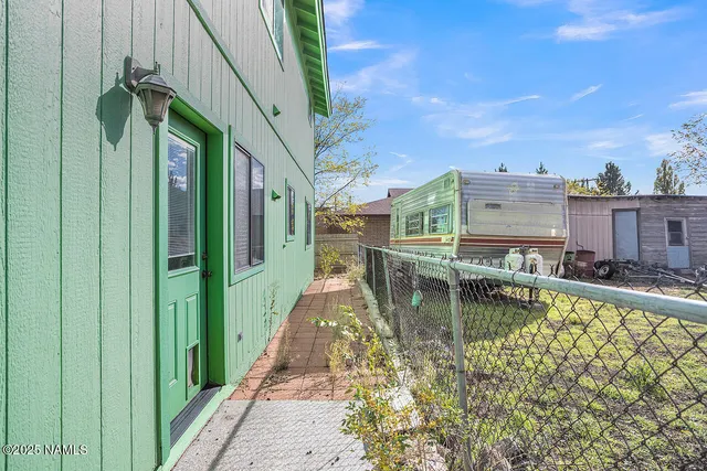 $1,100,000 | 903 West Clay Avenue, Flagstaff, AZ 86001