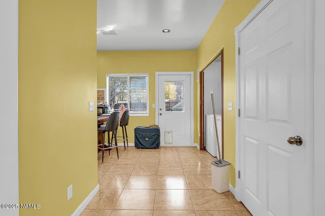 $1,100,000 | 903 West Clay Avenue, Flagstaff, AZ 86001