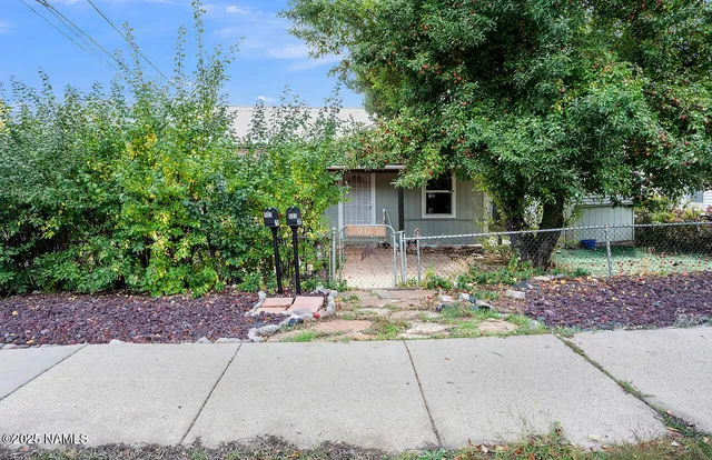 $1,100,000 | 903 West Clay Avenue, Flagstaff, AZ 86001
