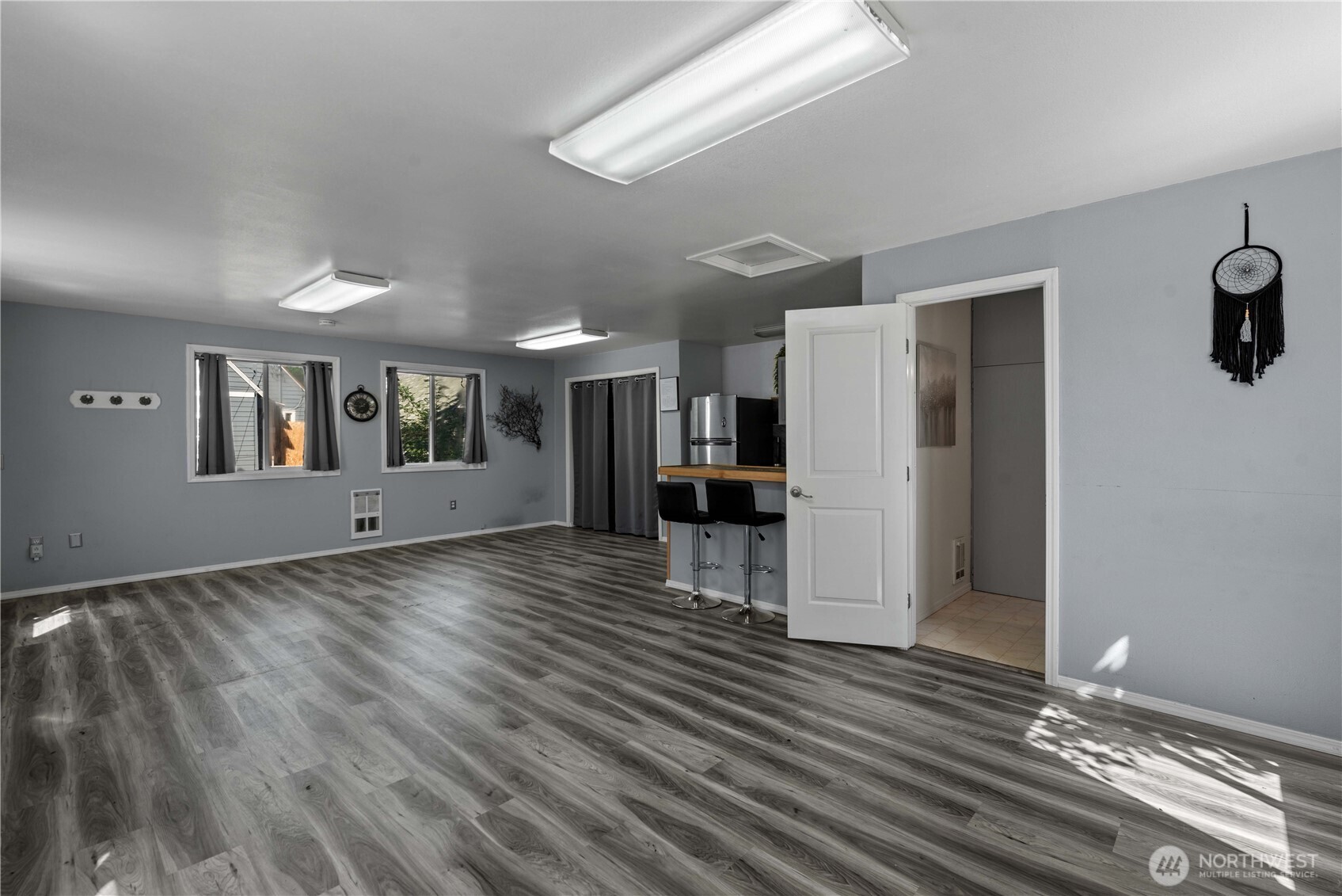 22 South Emerson Avenue Wenatchee, WA 98801 - Photo 33 of 38 a view of kitchen with furniture and wooden floor