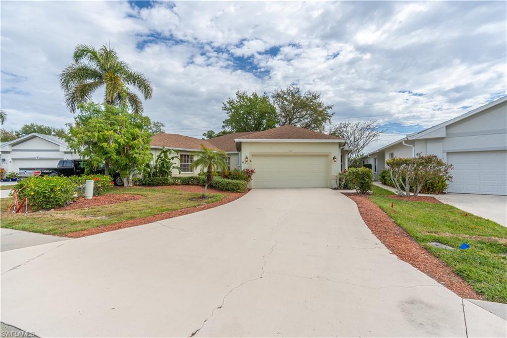 431 Crossfield Circle, Unit 77 Naples, FL 34104 - Photo 3 of 33