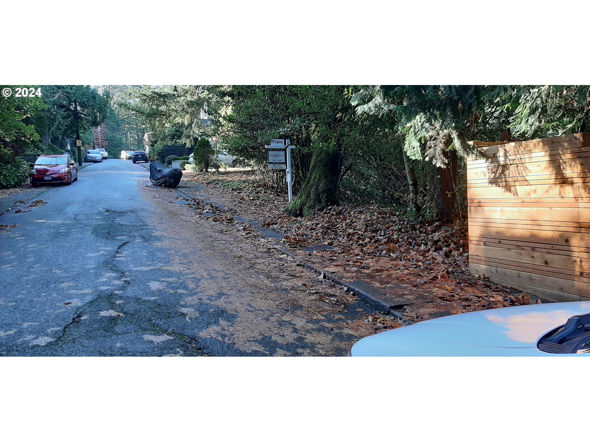 Southwest Champlain Drive Portland, OR 97205 - Photo 7 of 7