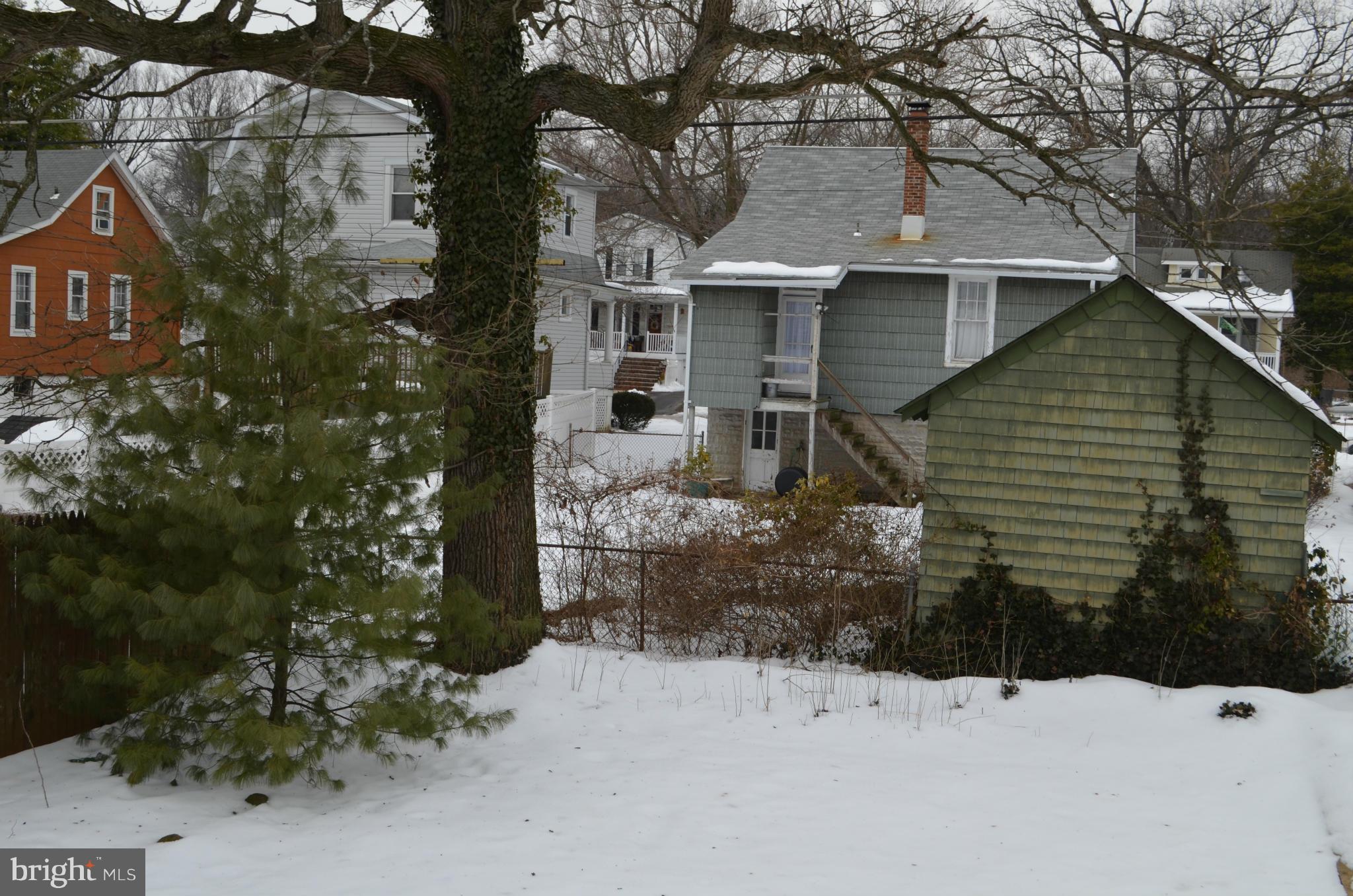 20 Ridge Road Catonsville, MD 21228 - Photo 23 of 25 Exterior (Rear)