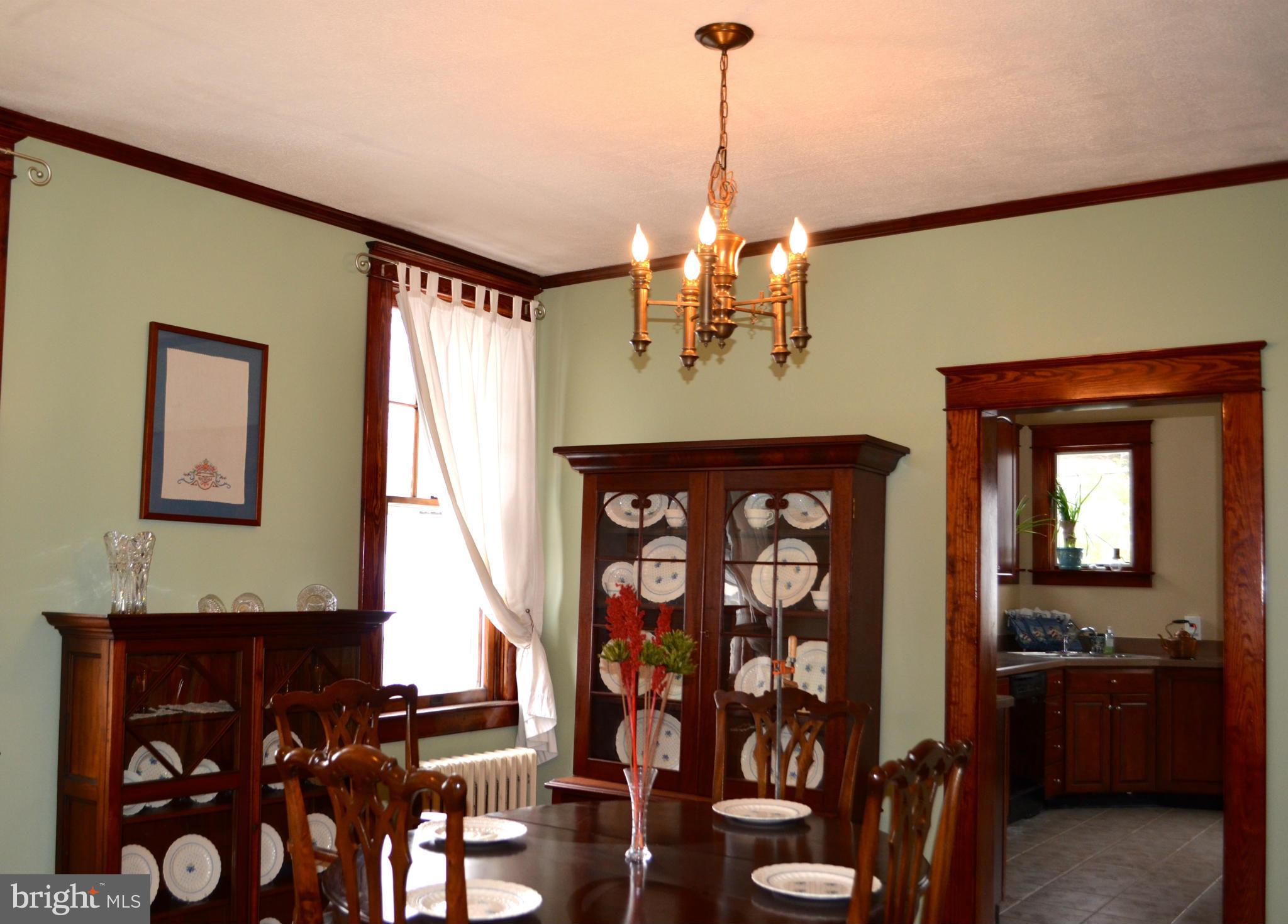 20 Ridge Road Catonsville, MD 21228 - Photo 8 of 25 Dining Room