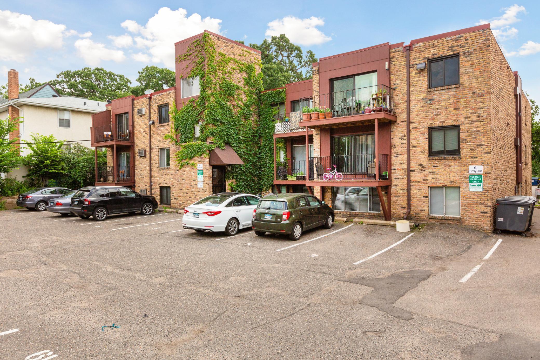 520 Ridgewood Avenue, Unit 7 Minneapolis, MN 55403 - Photo 11 of 11 Gallery Image 11