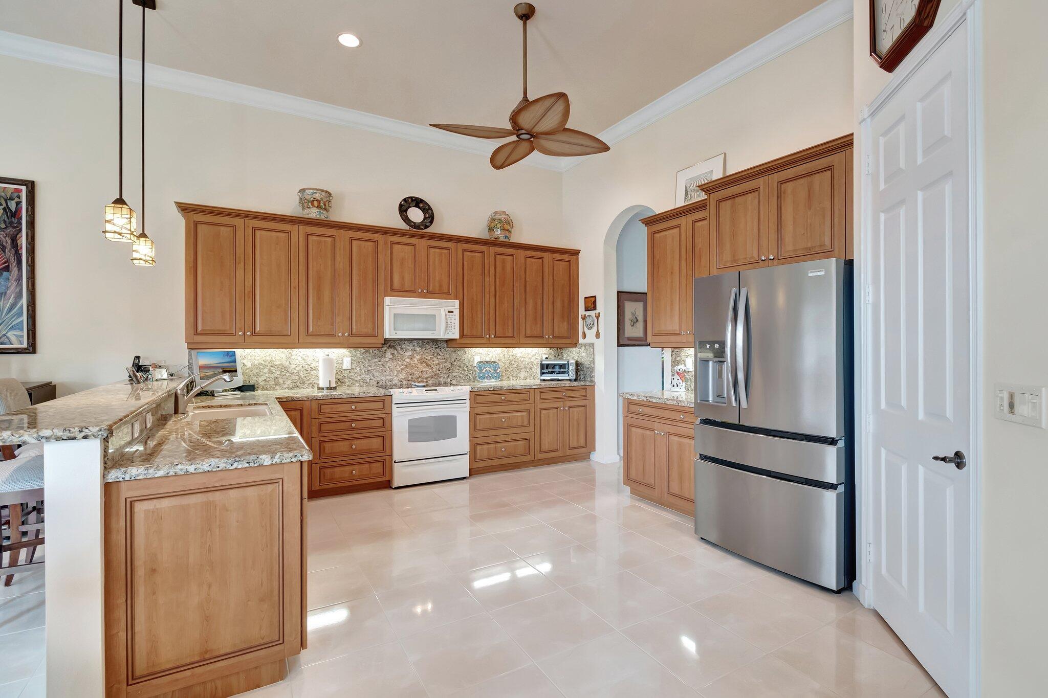 6976 Antinori Lane Boynton Beach, FL 33437 - Photo 21 of 71 Lots of Cabinets