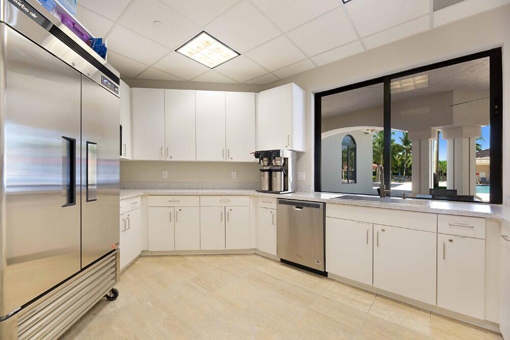6976 Antinori Lane Boynton Beach, FL 33437 - Photo 65 of 71 Tivoli Lakes catering kitchen