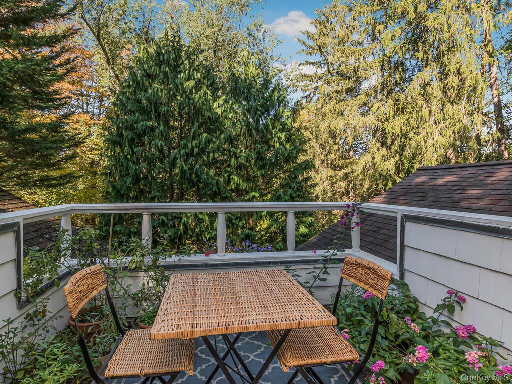 105 Douglas Road Chappaqua, NY 10514 - Photo 23 of 33 Private balcony off of primary bedroom