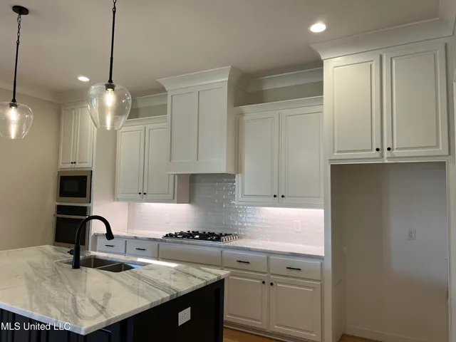 $392,000 | 440 Freedom Ring Drive, Brandon, MS 39047