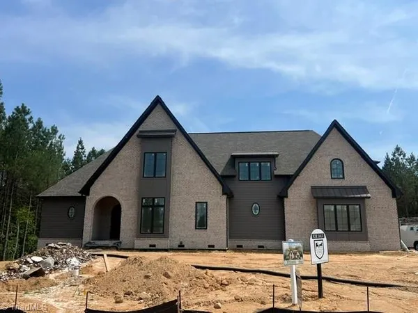 7685 Manderley Drive, Oak Ridge, NC 27310