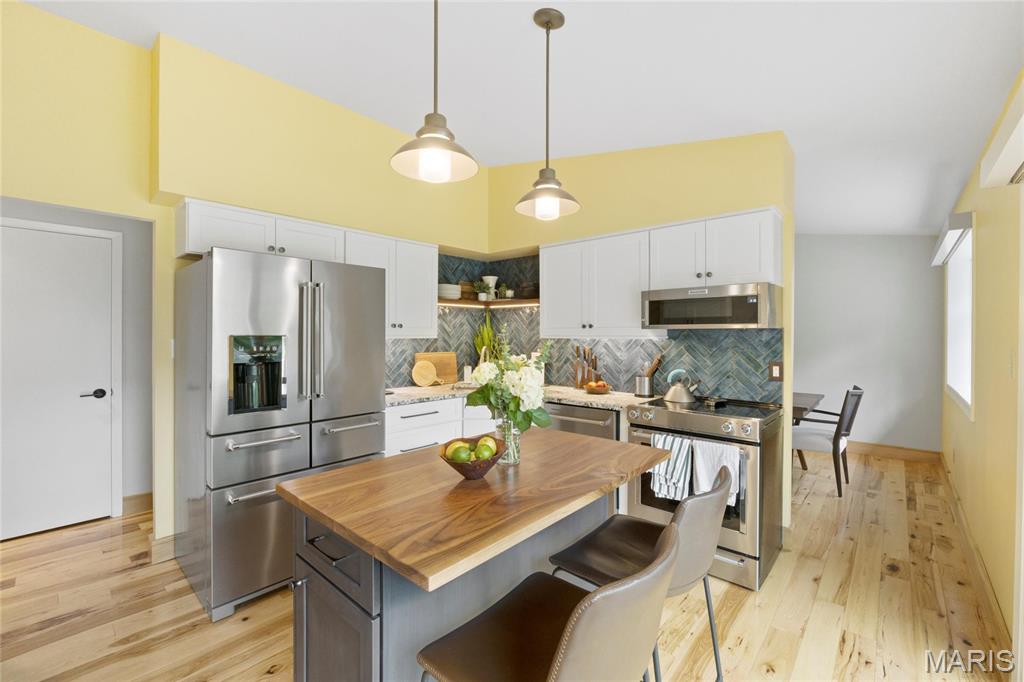 1064 Pinrun Drive Ballwin, MO 63011 - Photo 11 of 35