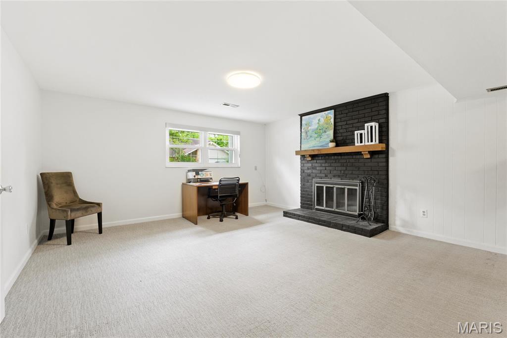 1064 Pinrun Drive Ballwin, MO 63011 - Photo 21 of 35