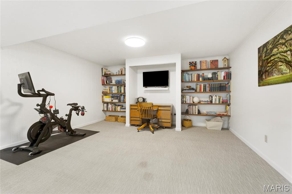 1064 Pinrun Drive Ballwin, MO 63011 - Photo 22 of 35