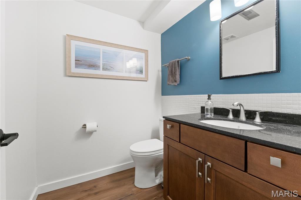 1064 Pinrun Drive Ballwin, MO 63011 - Photo 24 of 35