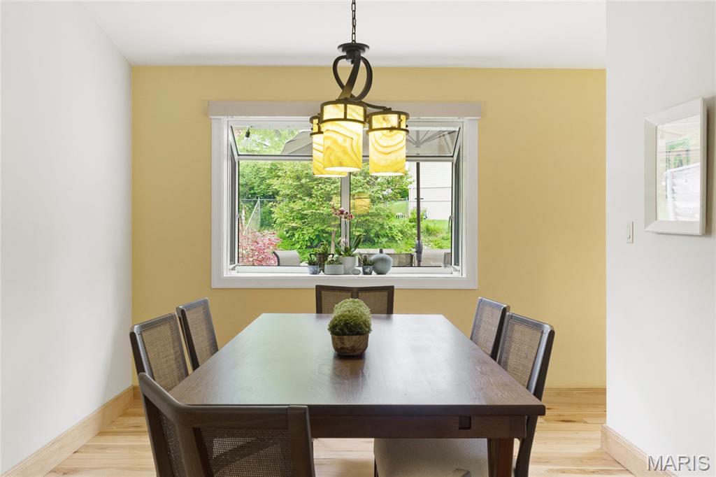 1064 Pinrun Drive Ballwin, MO 63011 - Photo 10 of 35