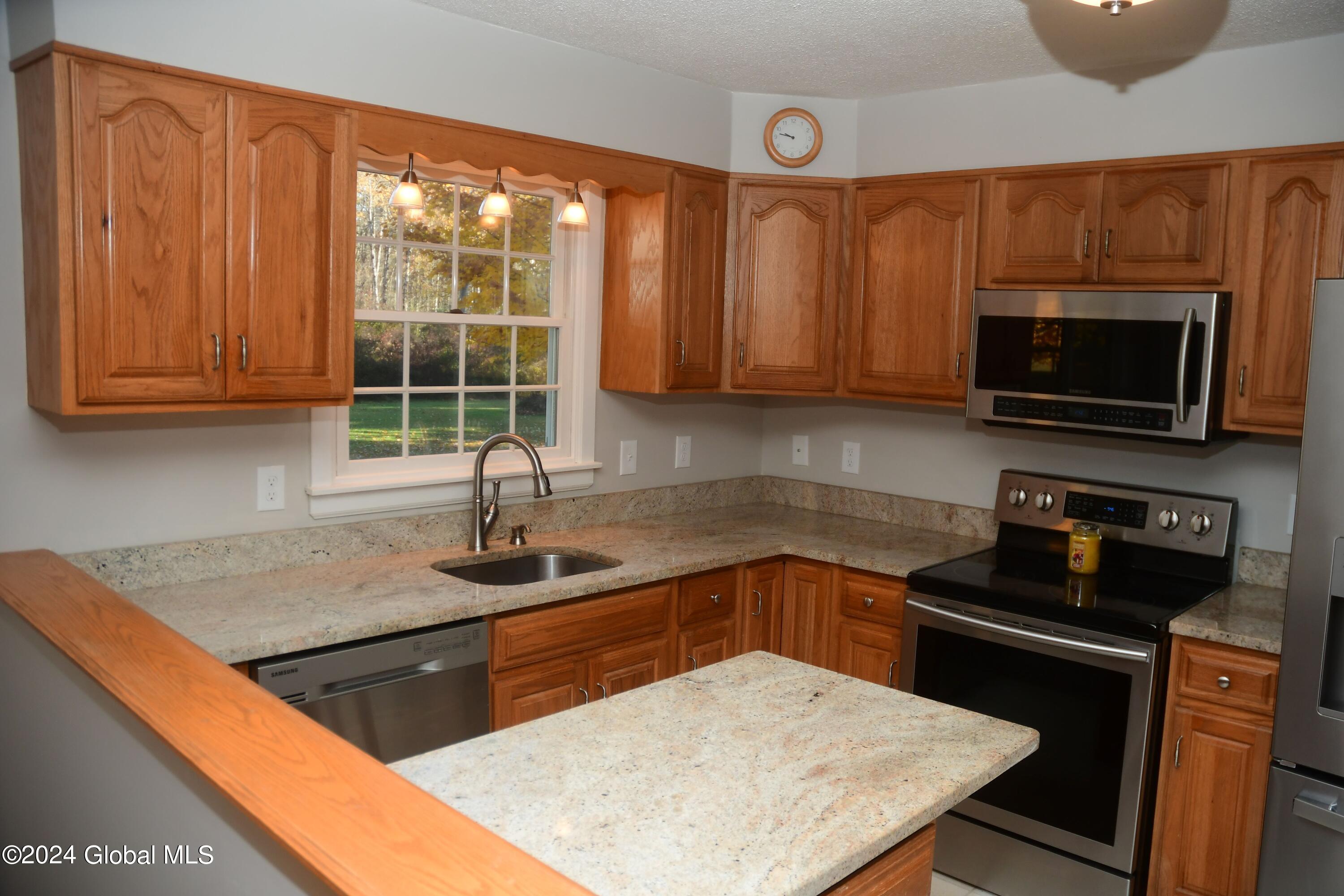 245 Voorhees Road Perth, NY 12010 - Photo 17 of 52 DSC_0076