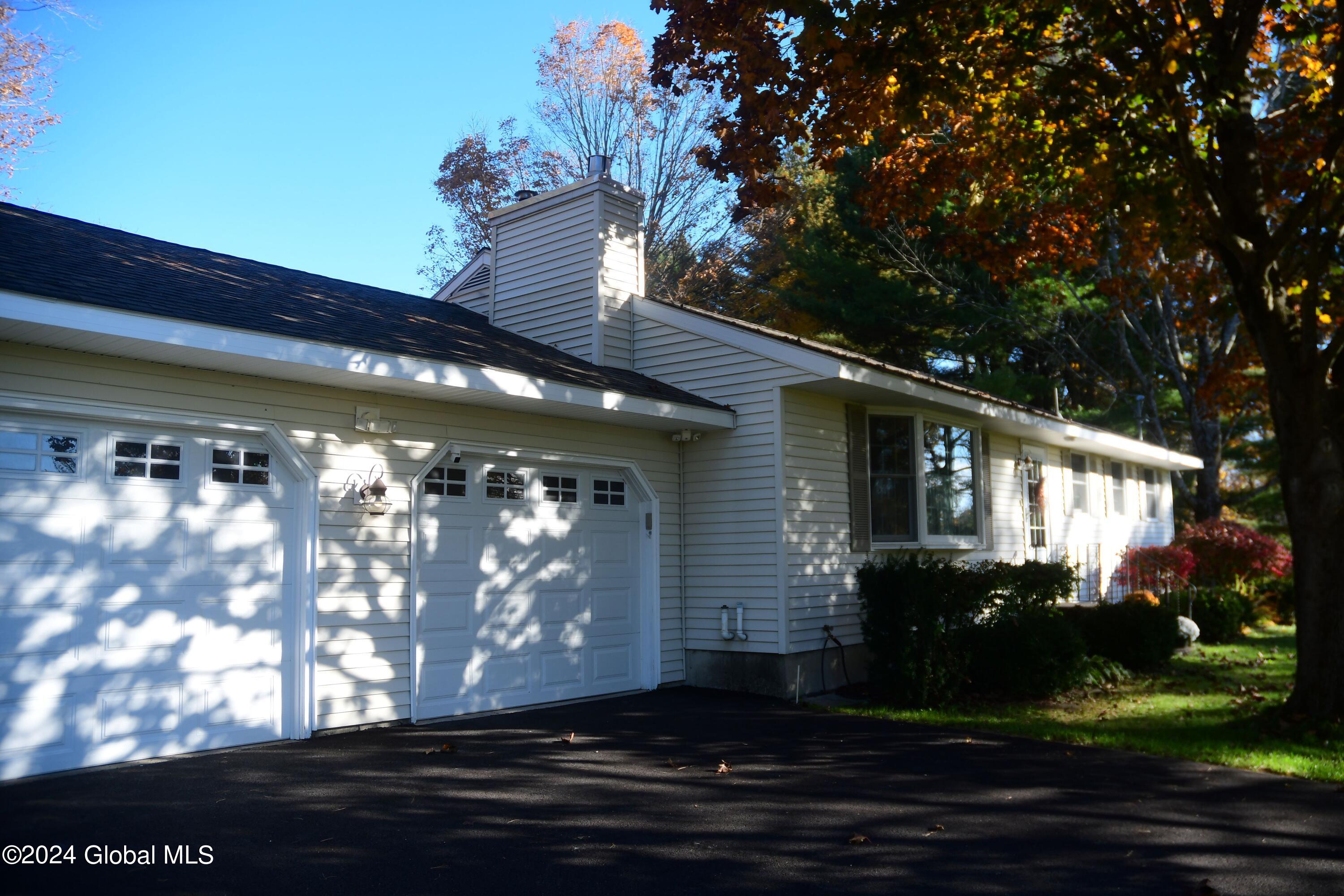 245 Voorhees Road Perth, NY 12010 - Photo 9 of 52 DSC_0026