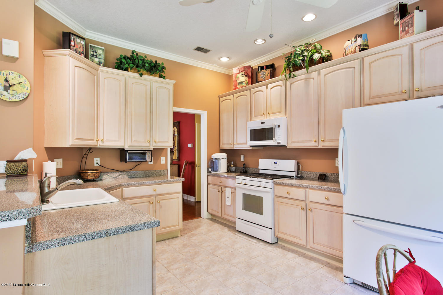 76 Silverside Road Lakewood, NJ 08701 - Photo 18 of 40 76 Silverside Rd Lakewood-large-016-13-1
