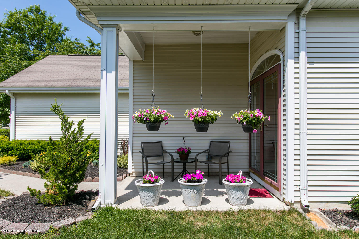 76 Silverside Rd Lakewood-large-004-8-1K
