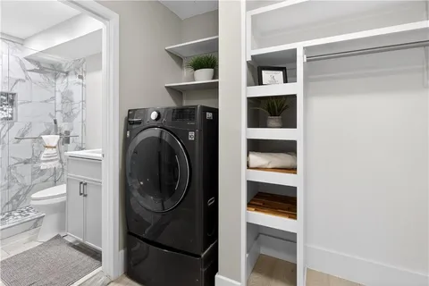a view of a walk in closet