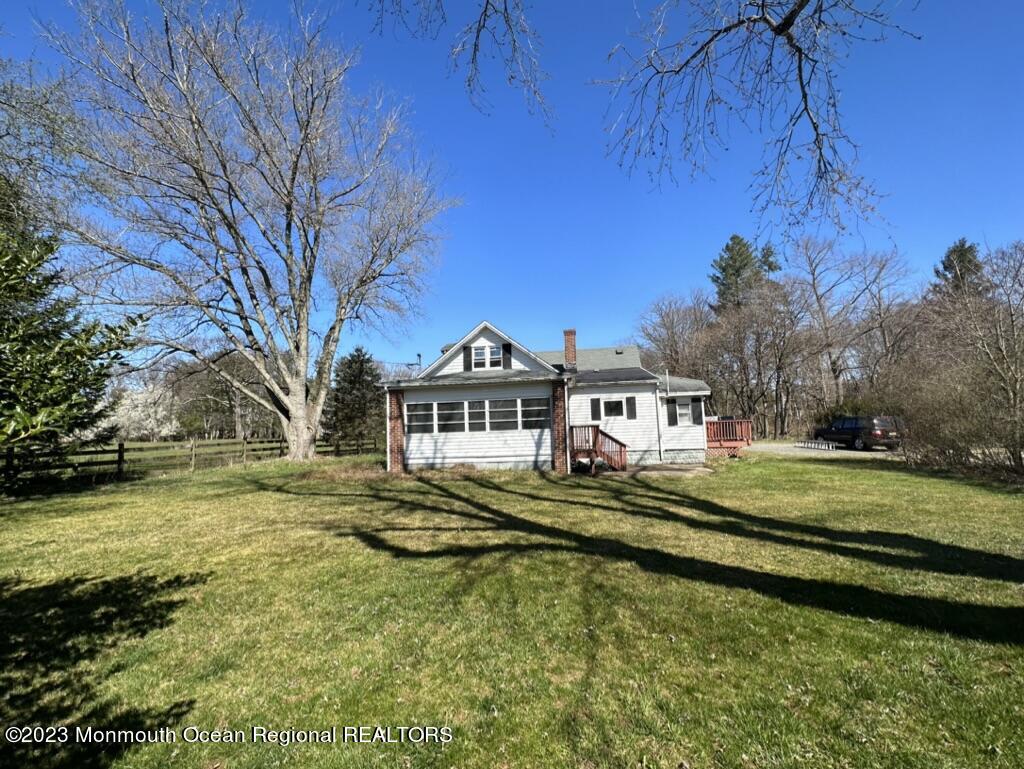 265 County Road 537 Colts Neck, NJ 07722 - Photo 4 of 19 Lg. Front Yard