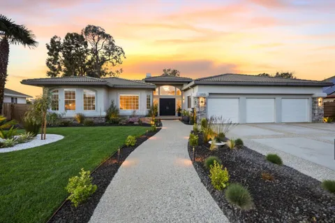 $1,299,999 | 1355 Sonnys Way, Hollister, CA 95023